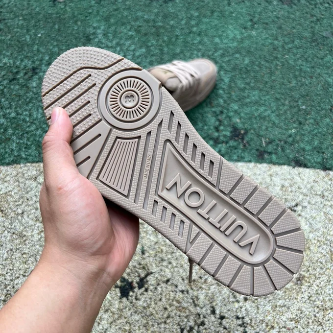 LOUIS VUITTON Trainer Denim Brown Sneakers