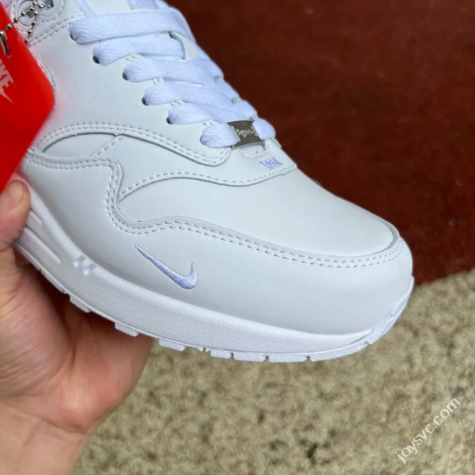 Nike Air Max 1 White Supreme Sneakers