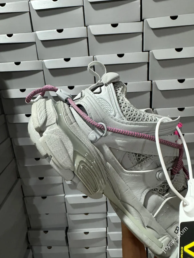 VG Version Balenciaga 3.0 Low Top Sneakers