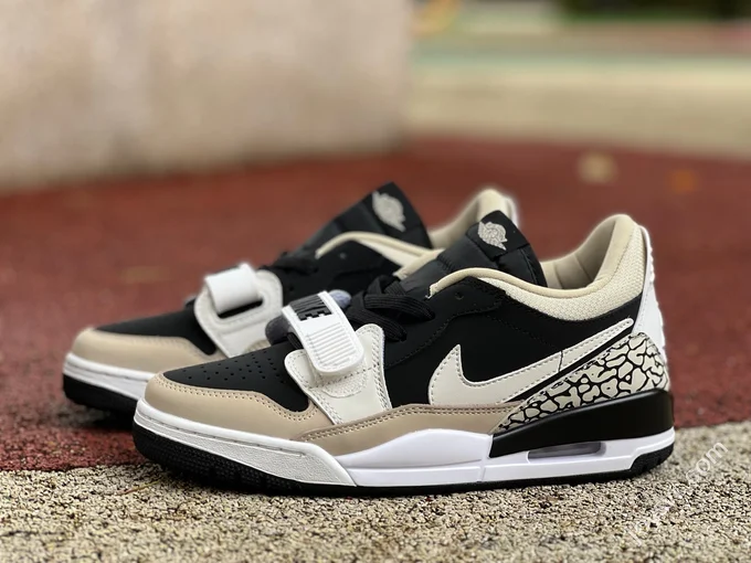 AJ312 Black Beige Low Top Sneakers CD7069-020