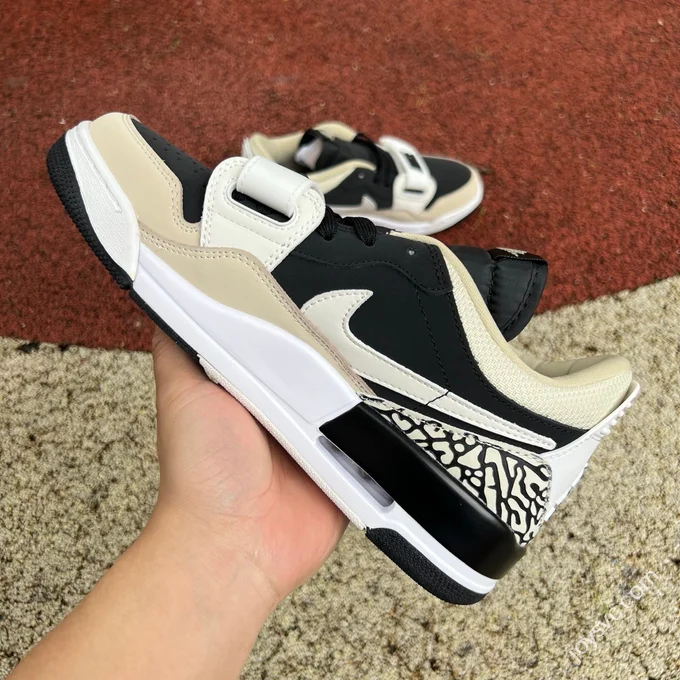 AJ312 Black Beige Low Top Sneakers CD7069-020