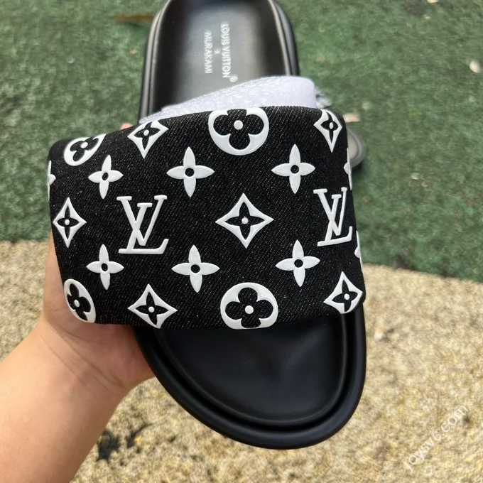 LV LOUIS VUITTON Miami Textile One-Strap Slides Black White