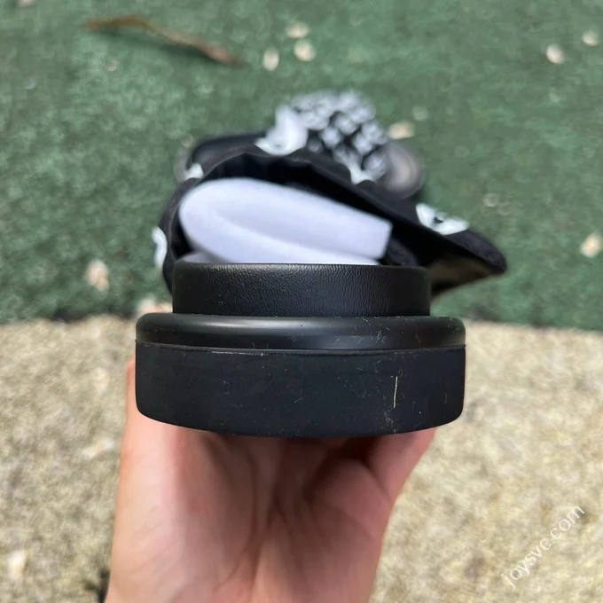 LV LOUIS VUITTON Miami Textile One-Strap Slides Black White