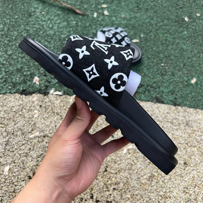 LV LOUIS VUITTON Miami Textile One-Strap Slides Black White