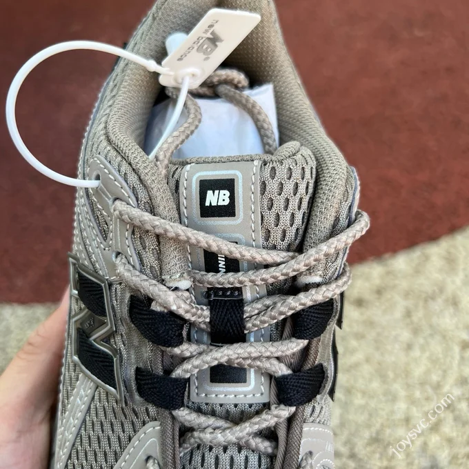 NB1906ROB Brown Sneakers