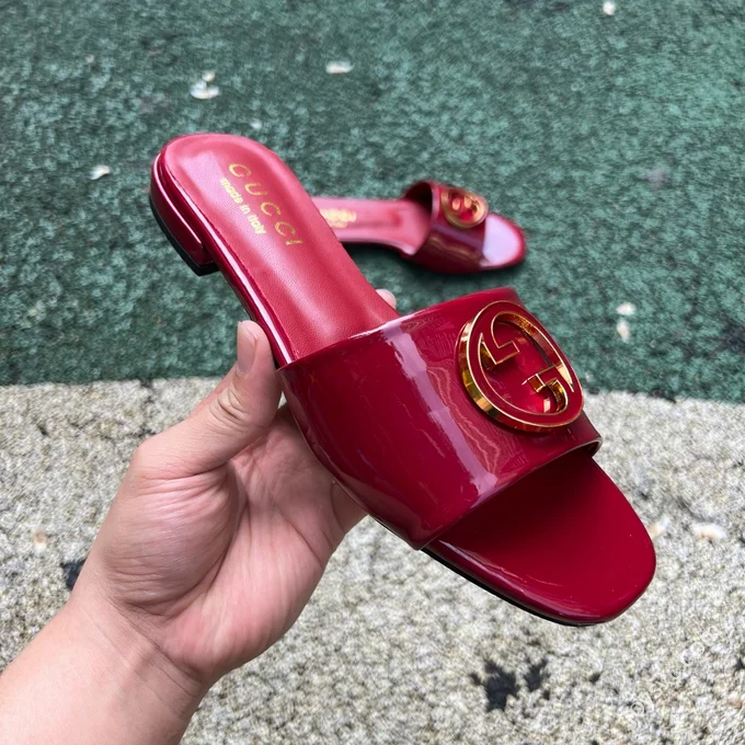 GUCCI Nojum One-Strap Slides Women's Red