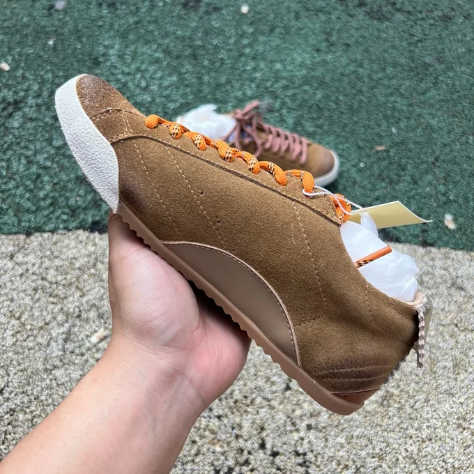 Golden Goose True-Star Leather Star Patch Tobacco Color Sneakers
