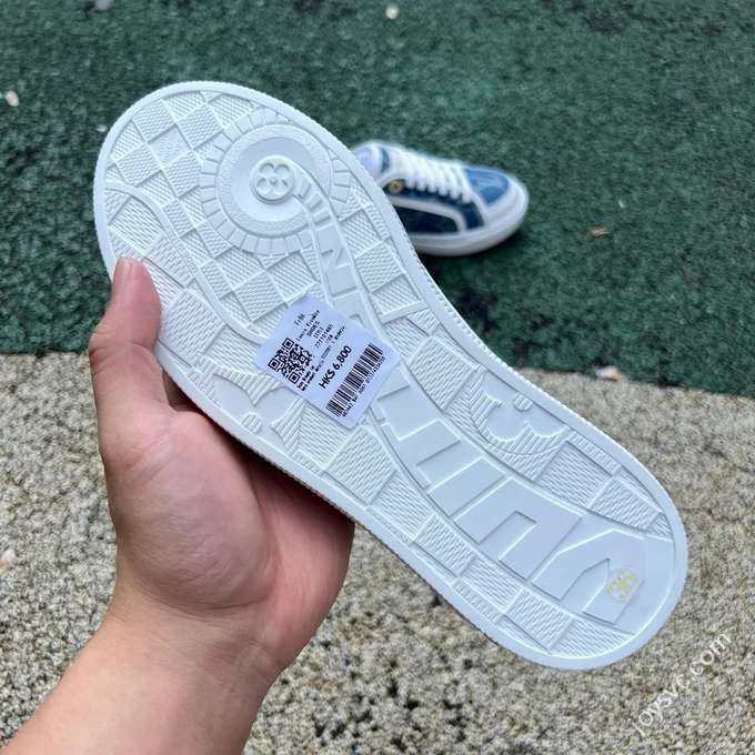 LV White Blue Biscuit Shoes Canvas Shoes LOUIS VUITTON Lagoon Sneaker 25SS