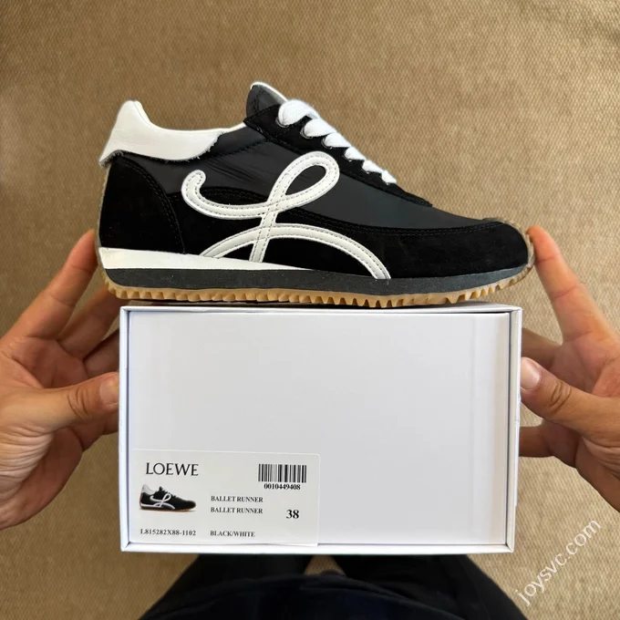 LOEWE Flow Runner High Top Training Shoes Black