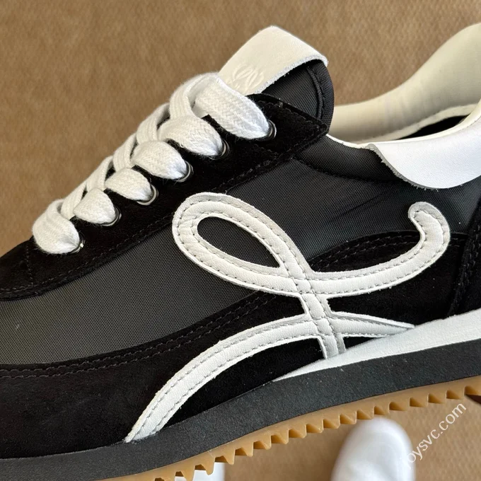 LOEWE Flow Runner High Top Training Shoes Black