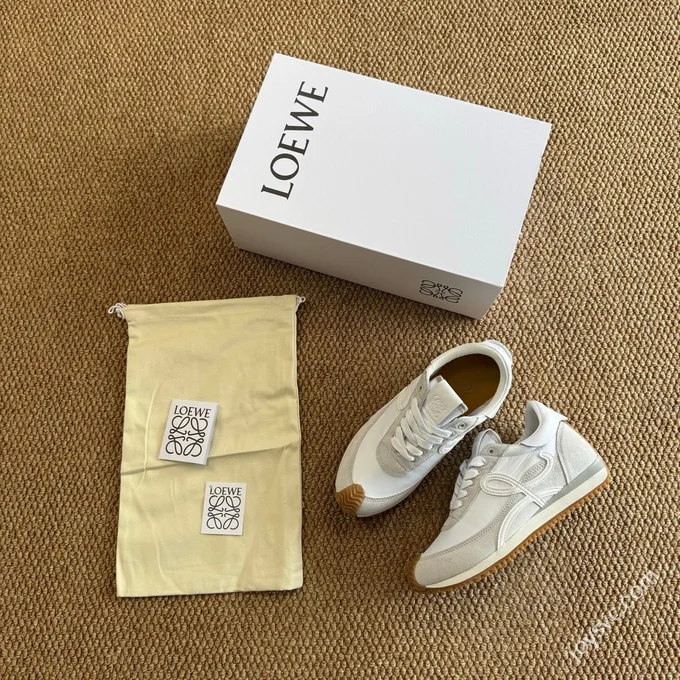 LOEWE Flow Runner High Top Training Shoes White Gum Sole