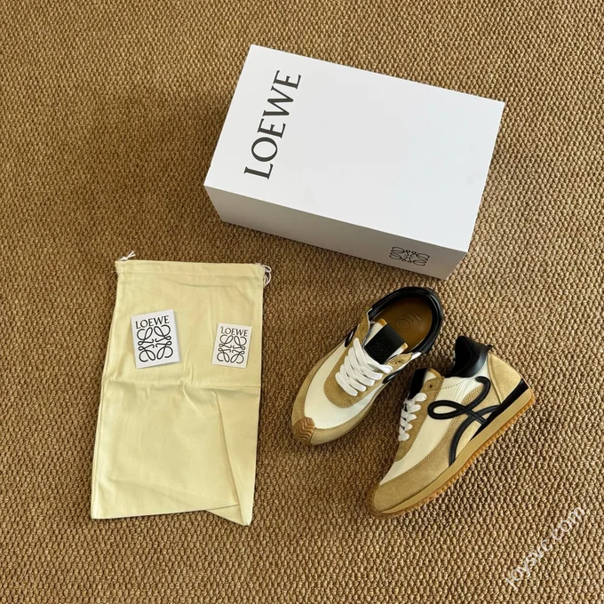 LOEWE Flow Runner High Top Training Shoes Black Brown