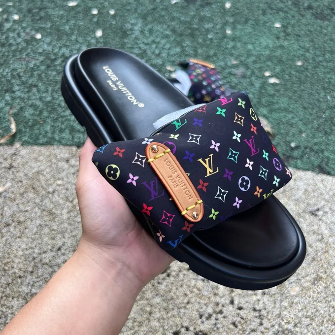 LOUIS VUITTON LV Slides Black Multi-Color