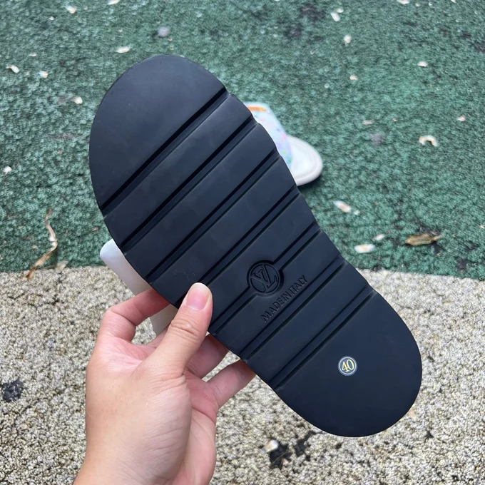 LOUIS VUITTON LV Slides White Multi-Color