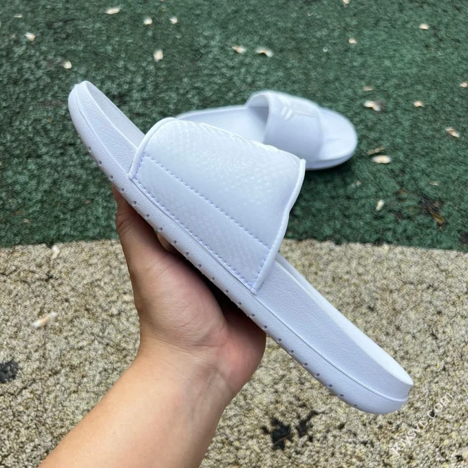 Nike Kobe Offcourt Slides Pure White IF2870-100