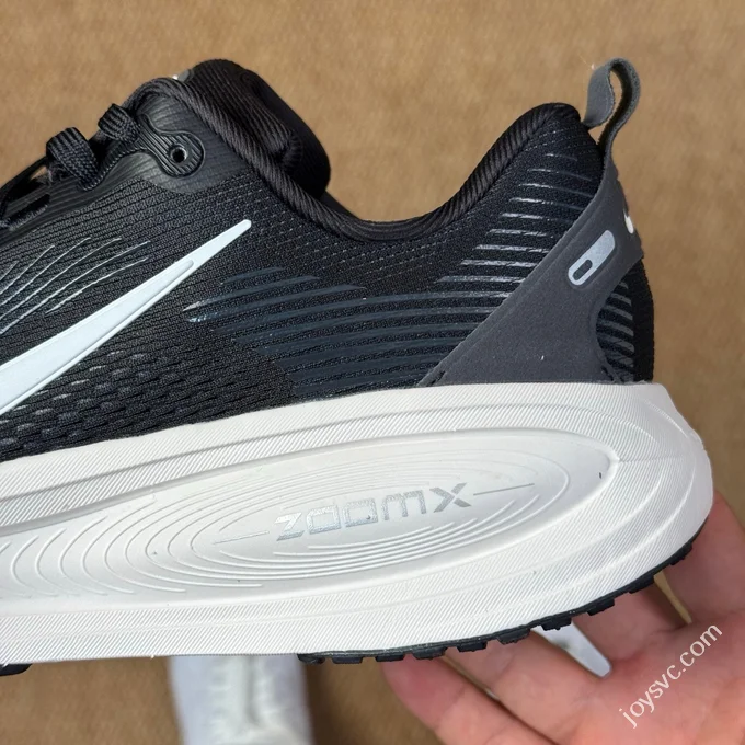Nike Vomero 18 Marathon Running Shoes Black HM6803-007