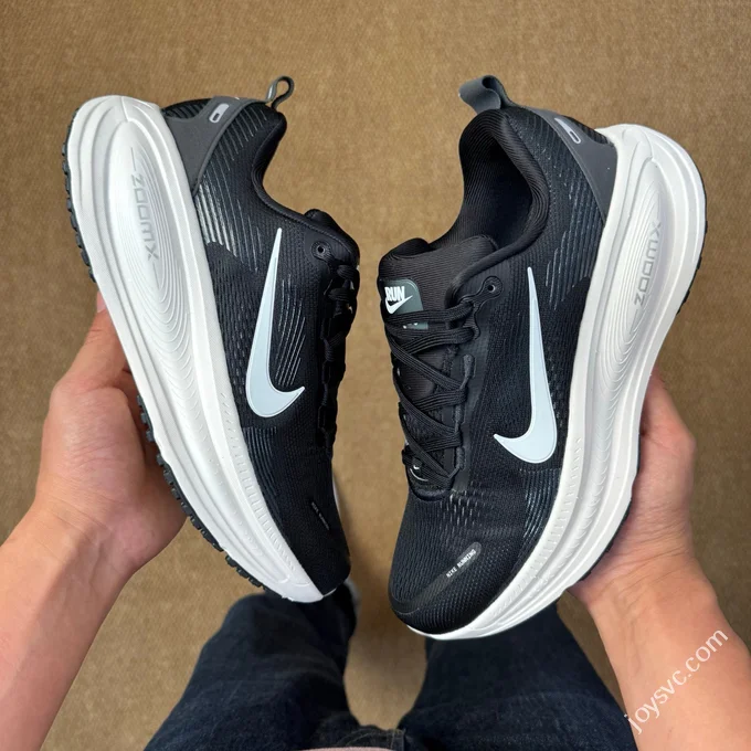Nike Vomero 18 Marathon Running Shoes Black HM6803-007