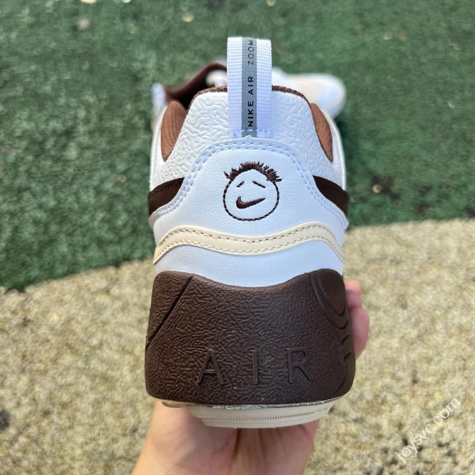 Pure Original Travis Scott x Nike ZOOM Field JAXX White Light Chocolate