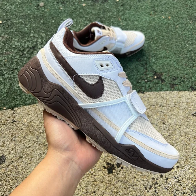 Pure Original Travis Scott x Nike ZOOM Field JAXX White Light Chocolate