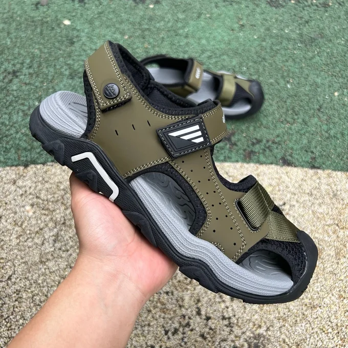 ECCO BIOM Men's Outdoor Trail Closed-Toe Sandals Mountain Series