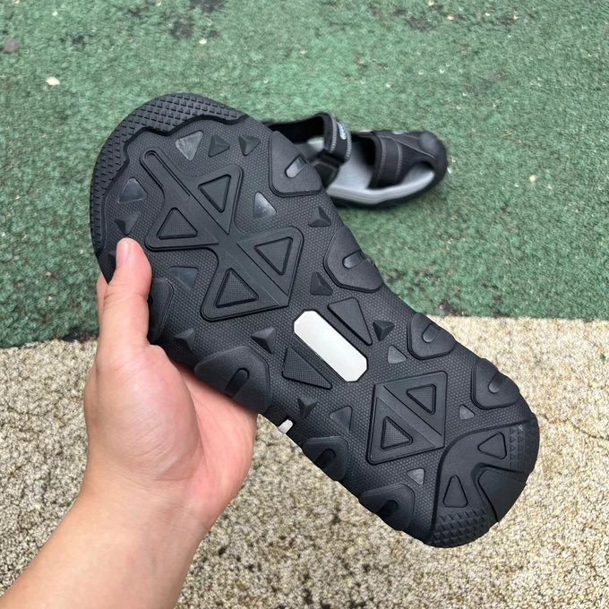 ECCO BIOM Men's Outdoor Trail Closed-Toe Sandals Mountain Series