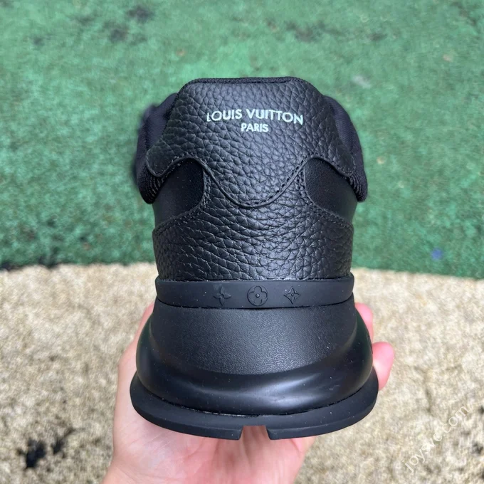 LOUIS VUITTON Classic LV Black Sneakers