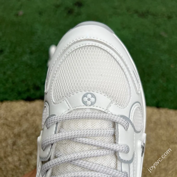 LOUIS VUITTON Olympia LV White Brown Sneakers
