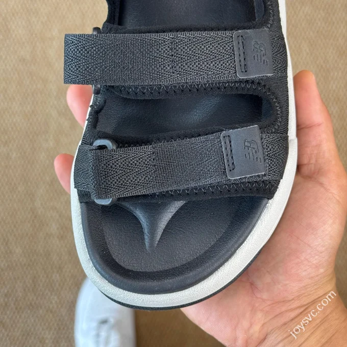 New Balance Caravan Ulti Black White Anti-Slip Sports Sandals