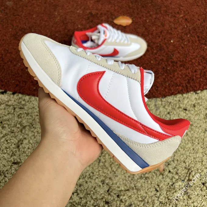 Nike Pacific Soft Comfortable White Grey Red HQ2052-101