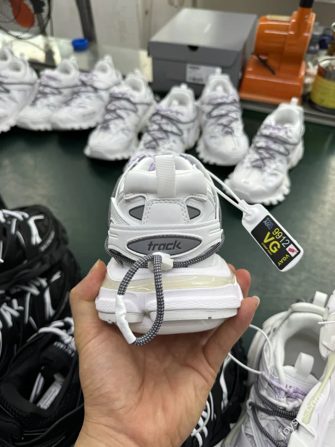 VG Version Balenciaga Track Sneaker Tess s.Gomma Res BI ALV/TIS EFF NUBUK/TIS E