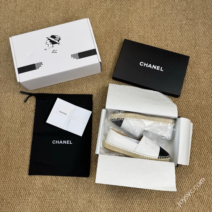CHANEL Classic Espadrilles