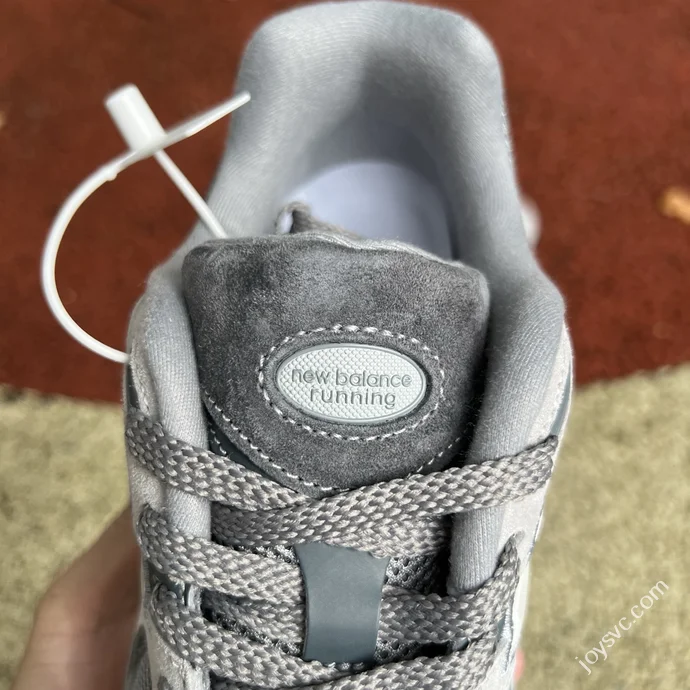 NB2002RST Grey Sneakers