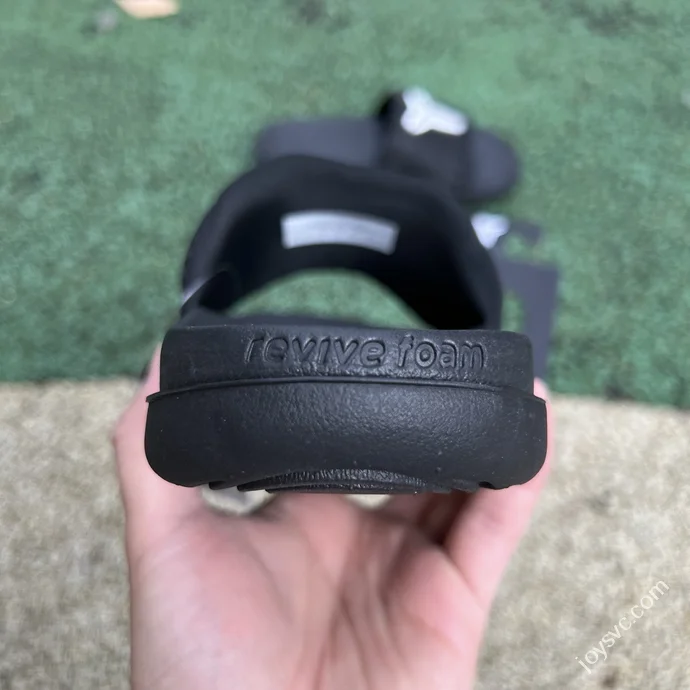 Nike Kobe Offcourt Slides Black IF2870-100