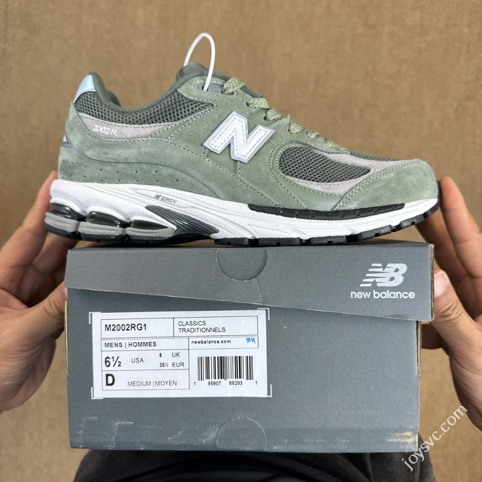 NB2002R Green Sneakers M2002RG1