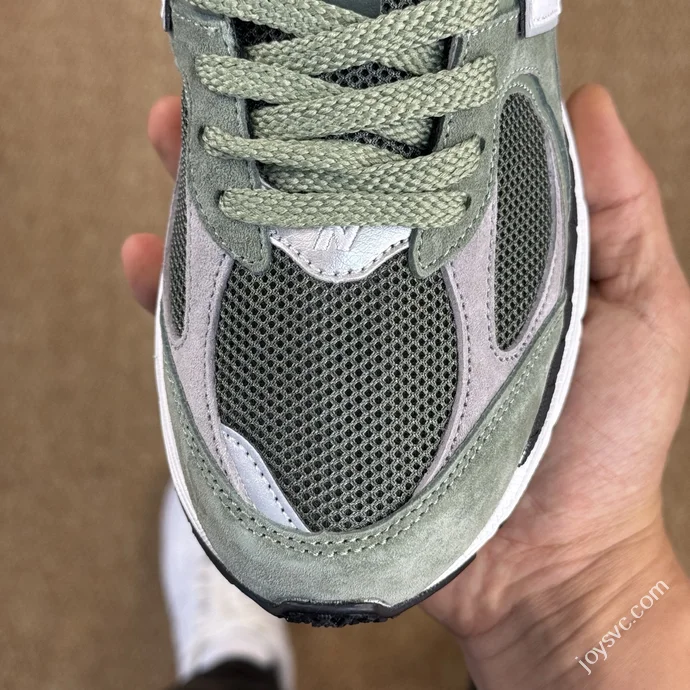 NB2002R Green Sneakers M2002RG1