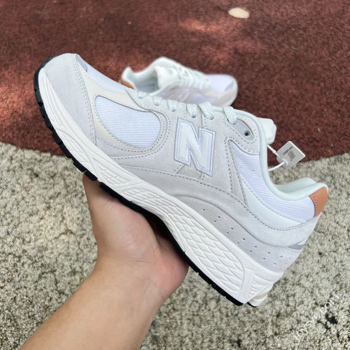 NB2002REC Beige Grey Sneakers