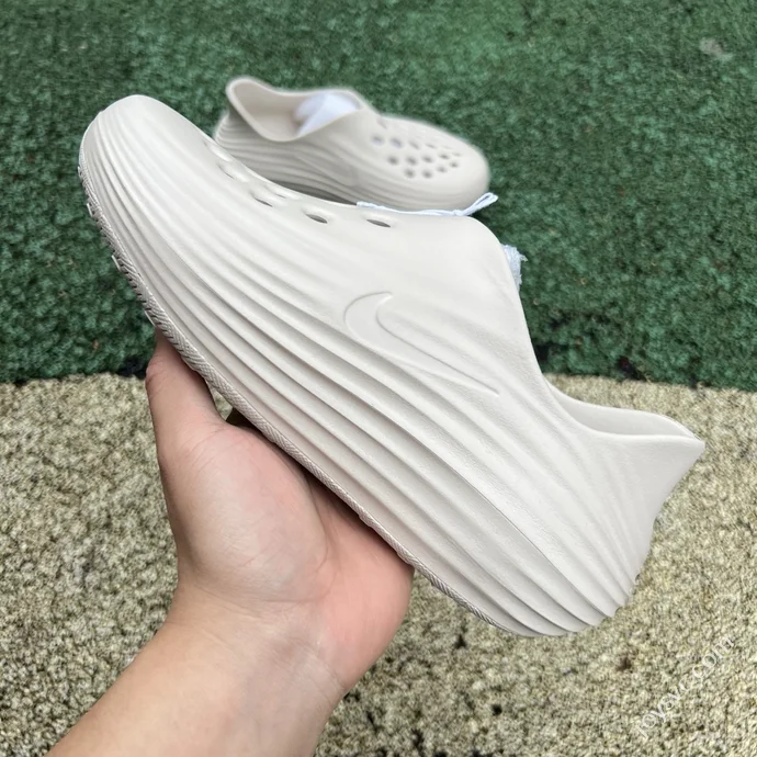 S2 Pure Original Nike ReactX Rejuven8 Beige Clogs HV5060-100