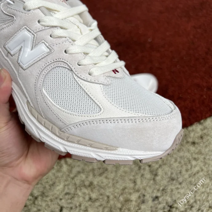 Pure Original NB2002RHX Beige Sneakers