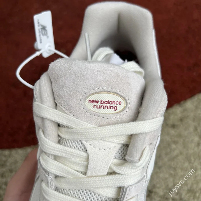 Pure Original NB2002RHX Beige Sneakers