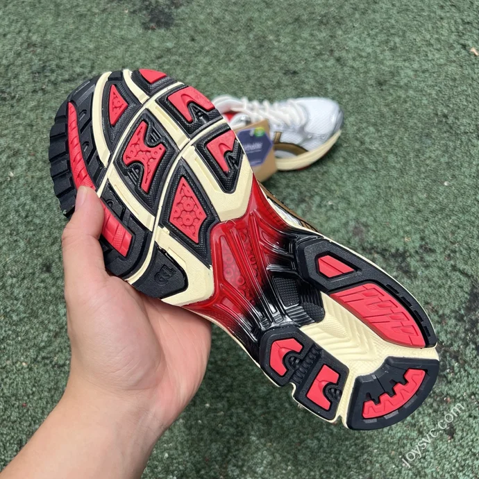 President Pure Original Sneaker Politics x Asics Gel-Kayano 14 White Silver Red 1203A692-100