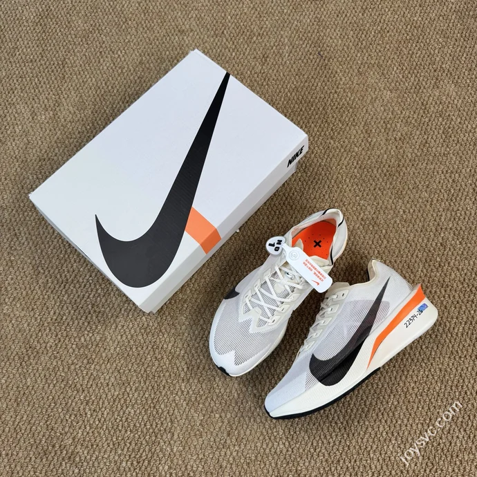 Nike Vaporfly 4 Carbon Plate Racing Shoes HF6413-100