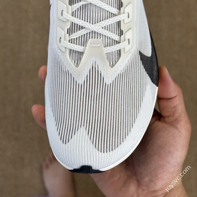Nike Vaporfly 4 Carbon Plate Racing Shoes HF6413-100