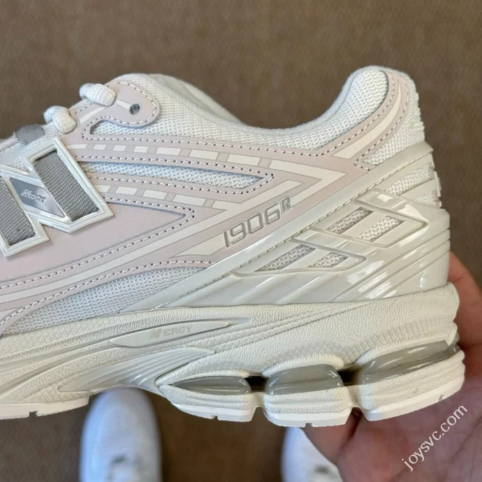 New Balance NB1906 Light Beige Sneakers U1906RLI
