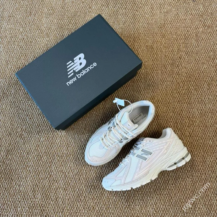New Balance NB1906 Light Beige Sneakers U1906RLI