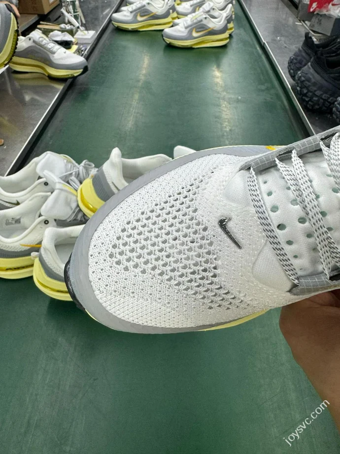 Barefoot Nike Air Zoom Pegasus Premium Running Shoes HQ2592 010
