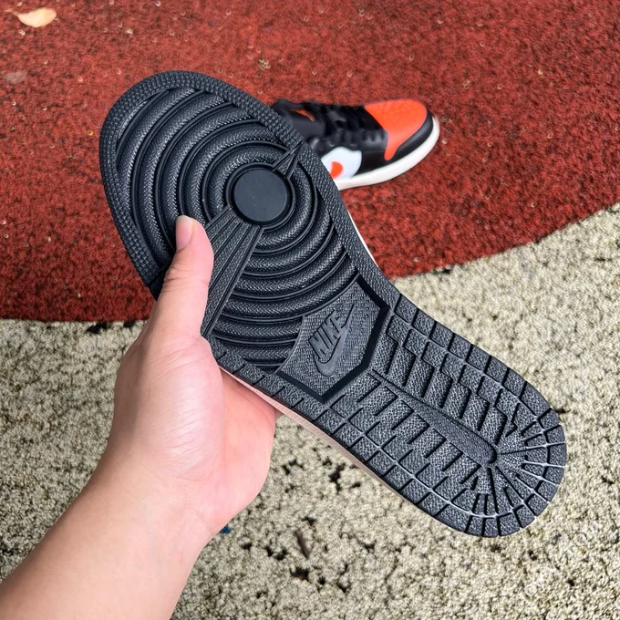 AJ1 Low Black White Orange 553558-081