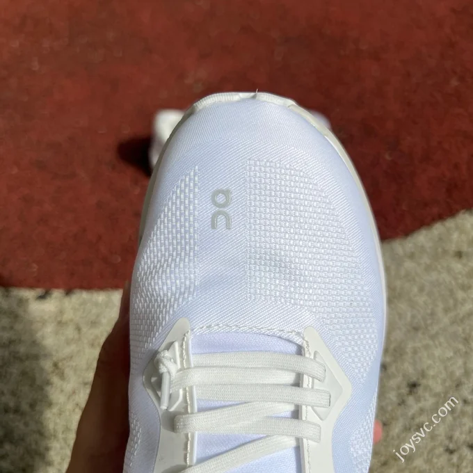 On Cloudzone Polyester White