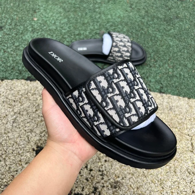 DIOR Aqua Anti-Slip Slides Black