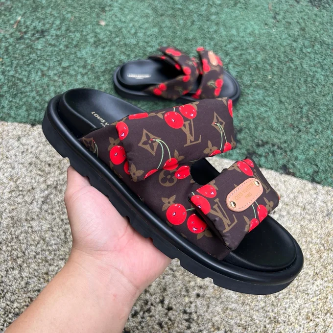 Takashi Murakami x LOUIS VUITTON Cherry Black Pool Pillow Slides