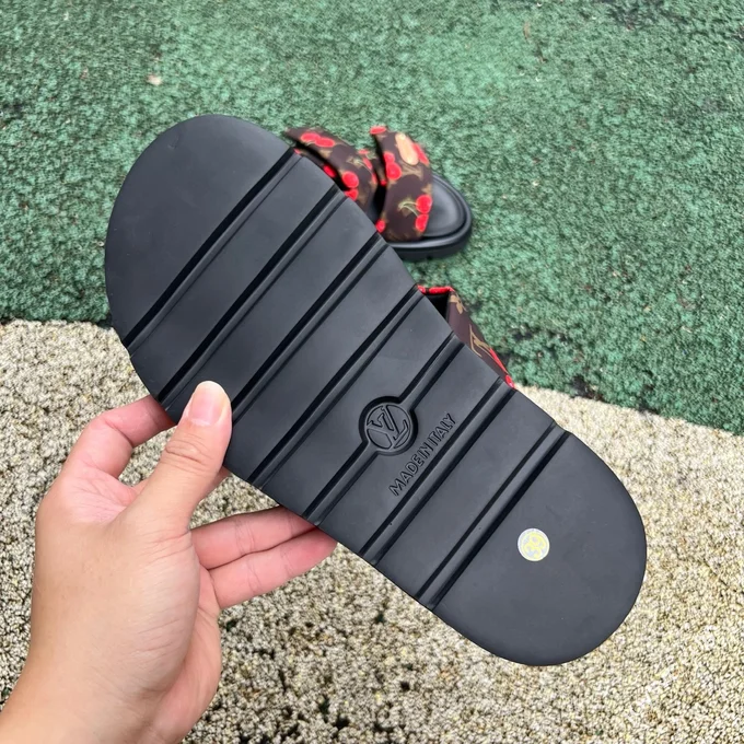 Takashi Murakami x LOUIS VUITTON Cherry Black Pool Pillow Slides
